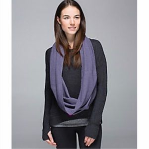 Lululemon Vinyasa Scarf